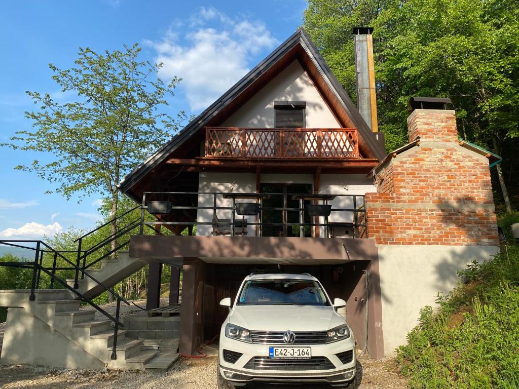 Gallery image of Holiday Home Enio in Lohovo