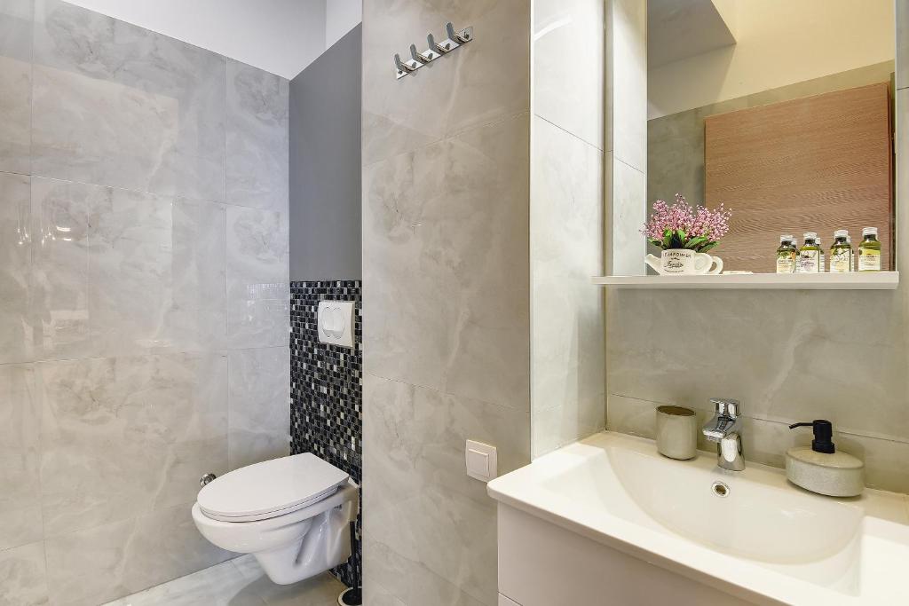 Emi Luxury Apartments - 14