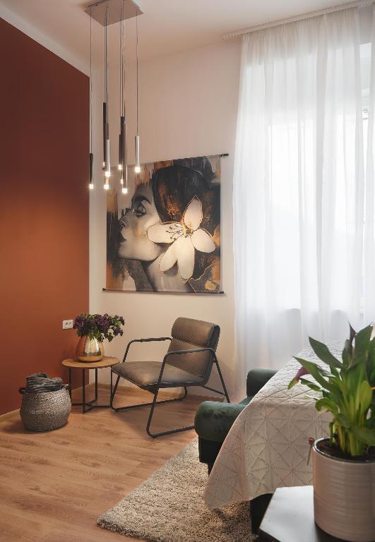 Emi Luxury Apartments - 10