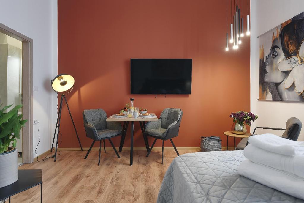 Emi Luxury Apartments - 9