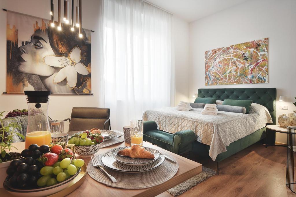 Emi Luxury Apartments - 12