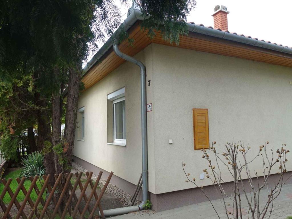 Budova, v ktorej sa dovolenkový dom nachádza