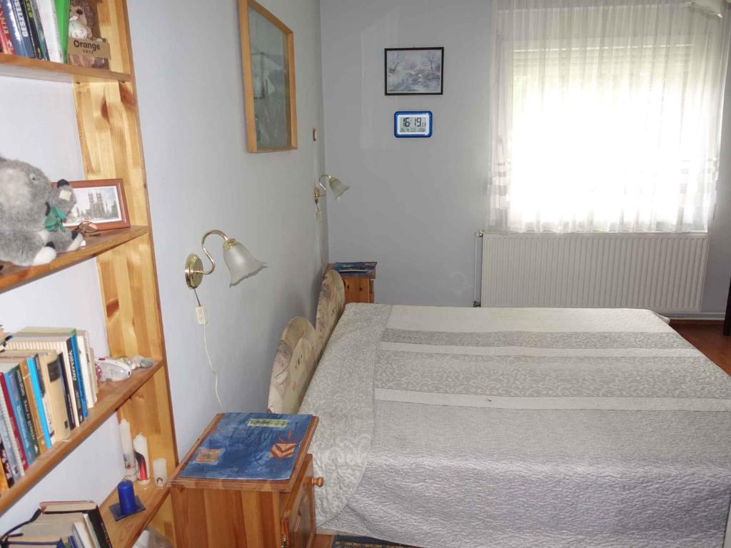 Posteľ alebo postele v izbe v ubytovaní Holiday home in Siofok - Balaton 42696
