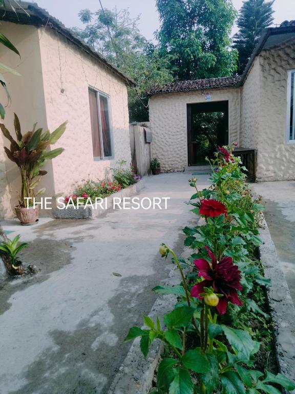 Zahrada ubytování Hotel Tiger Tops Sauraha