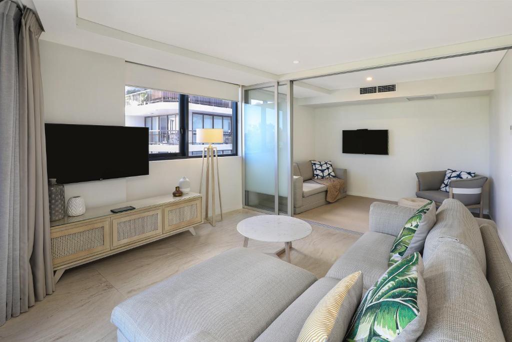 TV a/nebo společenská místnost v ubytování Breeze Mooloolaba, Ascend Hotel Collection