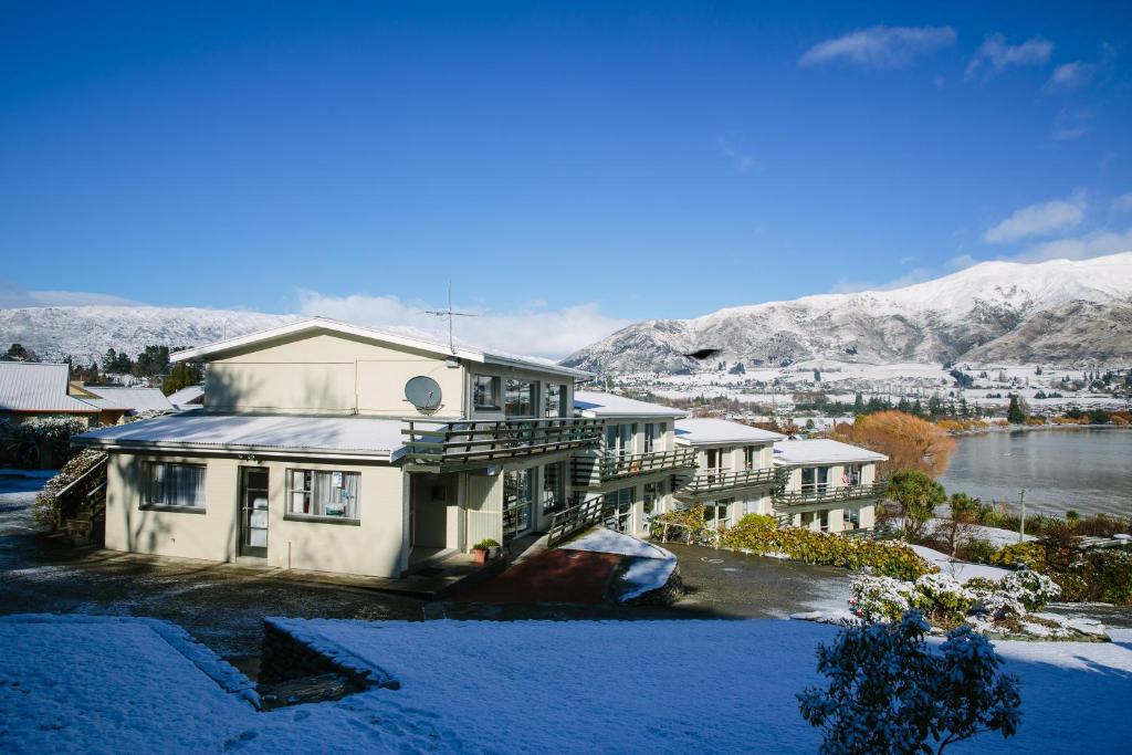 Příroda nedaleko aparthotelu