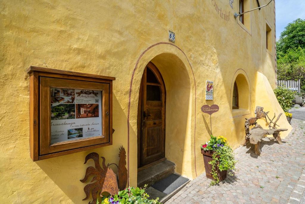 Budynek, w którym mieści się apartament