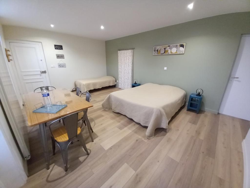 Postel nebo postele na pokoji v ubytování La Cense Hebron