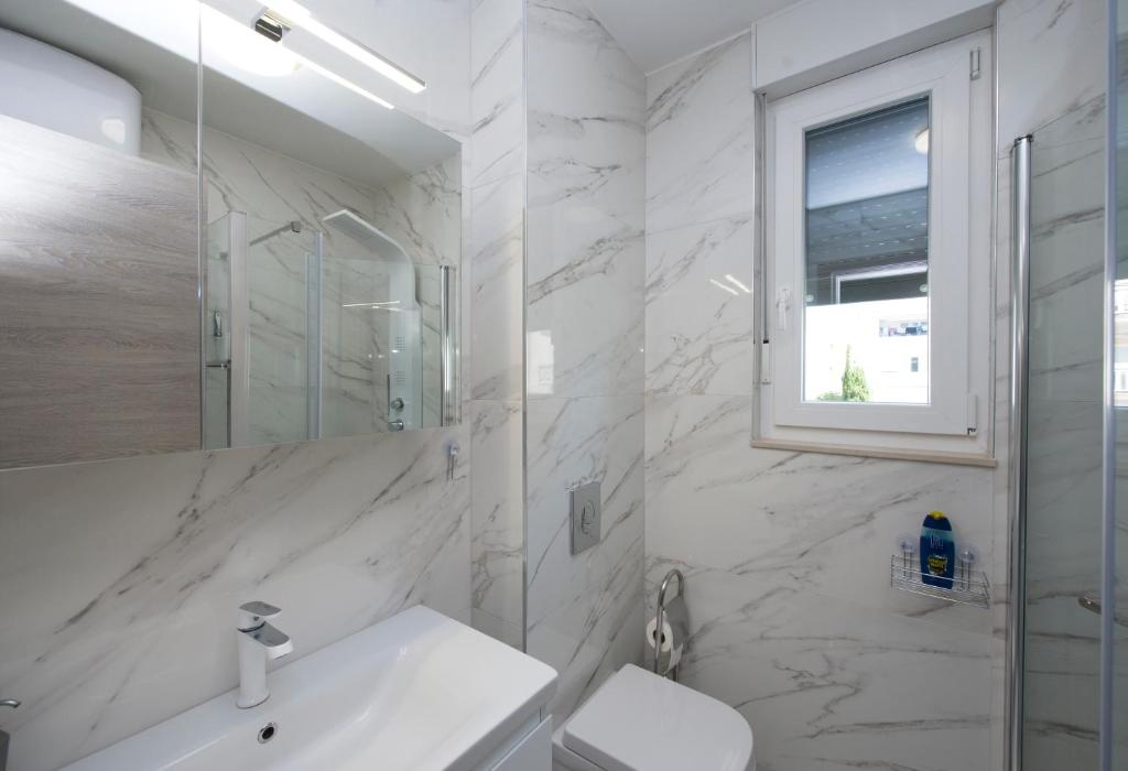 Kúpeľňa v ubytovaní Apartman Eni