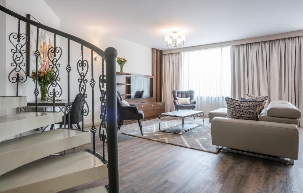 Posezení v ubytování Yaya Hotel & Apartments