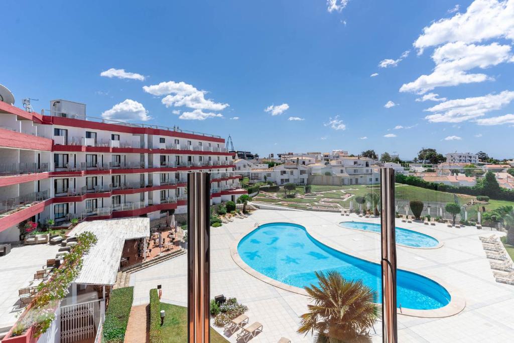 Hotel da Aldeia - Adults Only - Triple Room Pool View