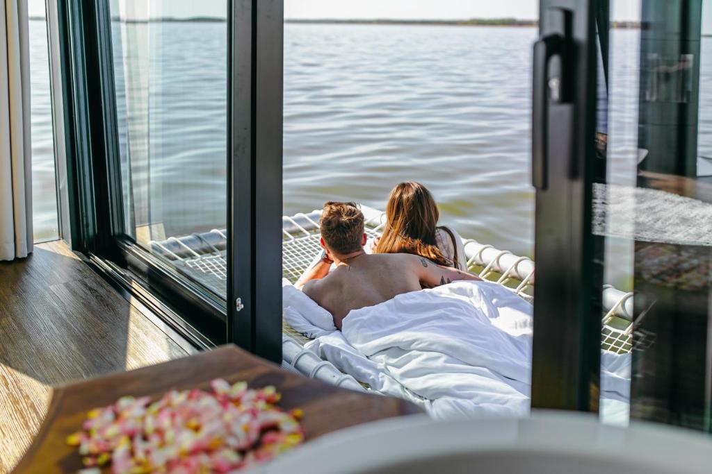 HT Houseboats - luksusowe domki na wodzie - sauna, jacuzzi - 9