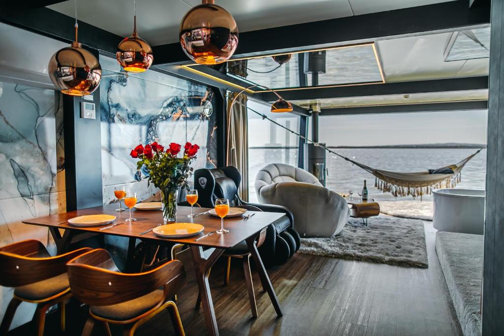 HT Houseboats - luksusowe domki na wodzie - sauna, jacuzzi - 5