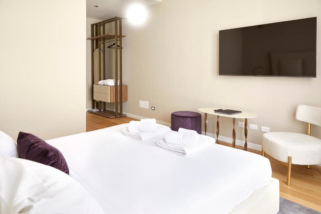 PRESTIGE BOUTIQUE APARTHOTEL -Piazza Duomo - Suite De Lujo