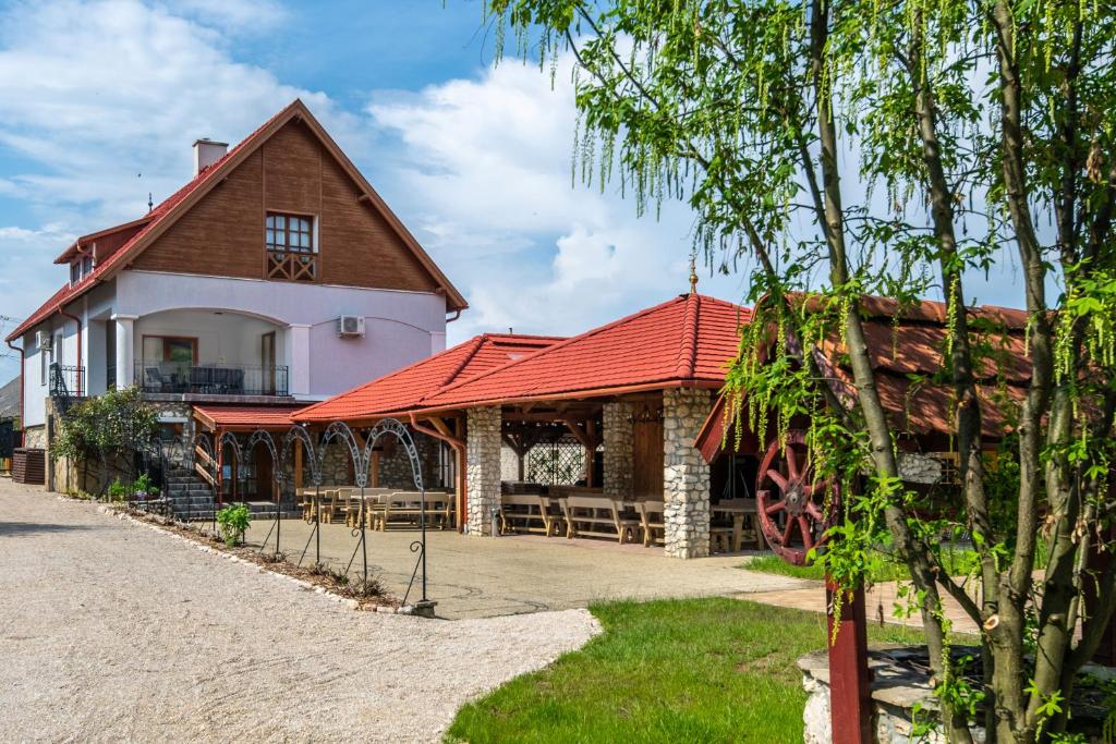 Budova, v ktorej sa penzión nachádza