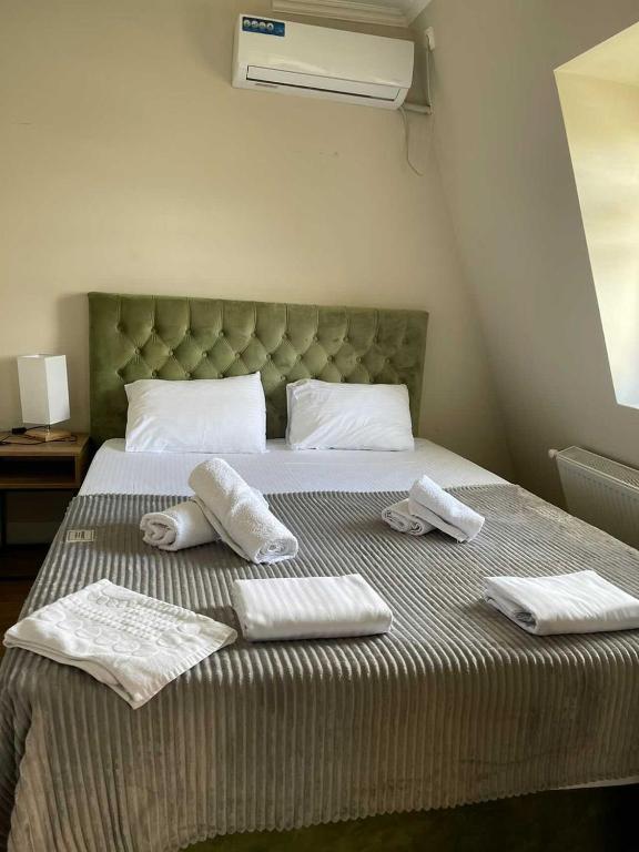Postel nebo postele na pokoji v ubytování D and D hotel