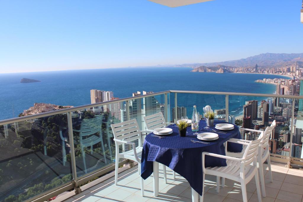 Sol, terraza privada y vistas al mar - Planta 37, Benidorm ...