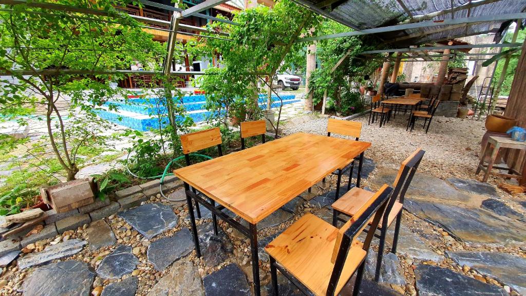 Hồ bơi trong/gần Ha Giang Loop Hostel &amp; Tours