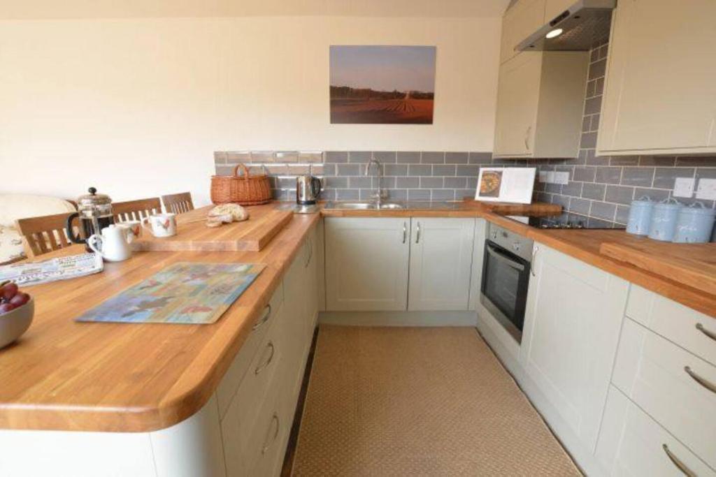 The Knox - Beautiful Two Bed Cottage Near Orford 4