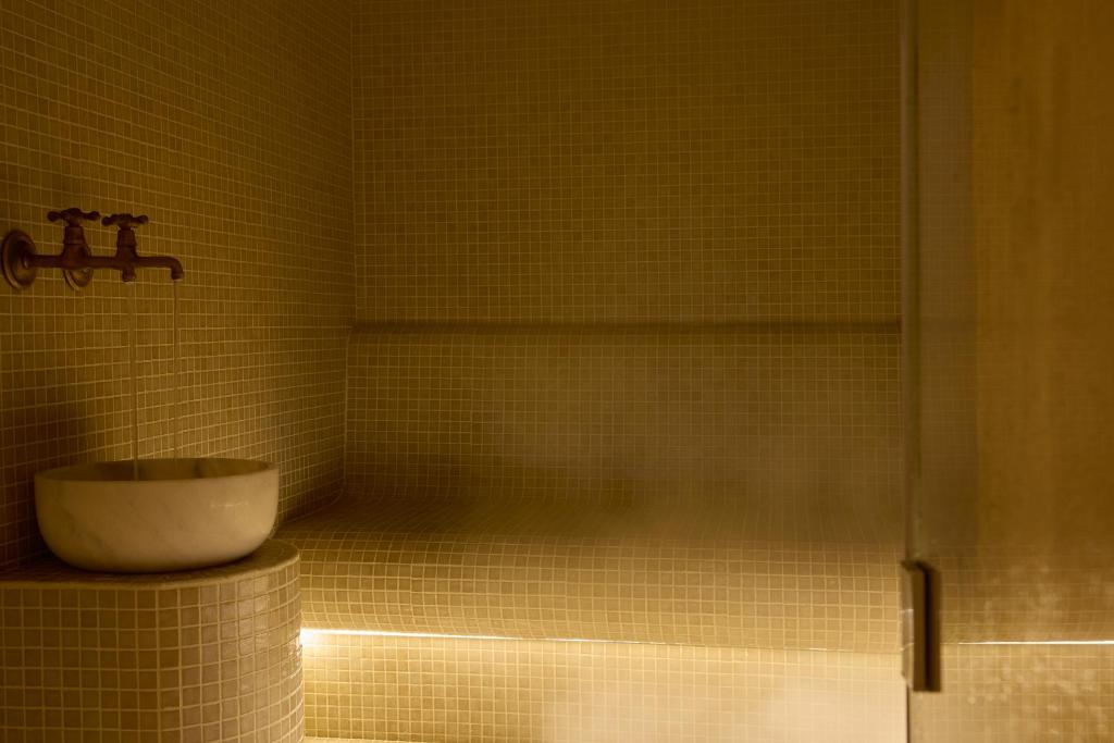 Koupelna v ubytování Lucy Hotel