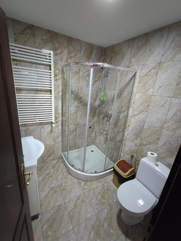 ENIGMA BUCOVINEI - Twee Slaapkamers Appartement