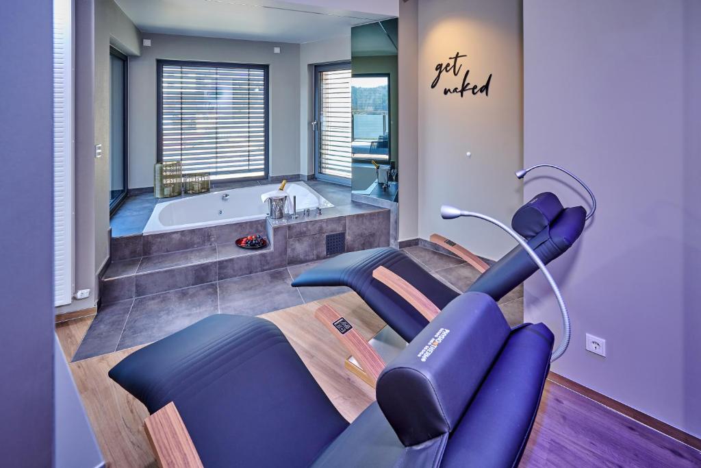 Landhotel Sternwirt - Das Wellnesshotel zwischen Nürnberg und Amberg - Junior Suite Met Uitzicht Op De Bergen