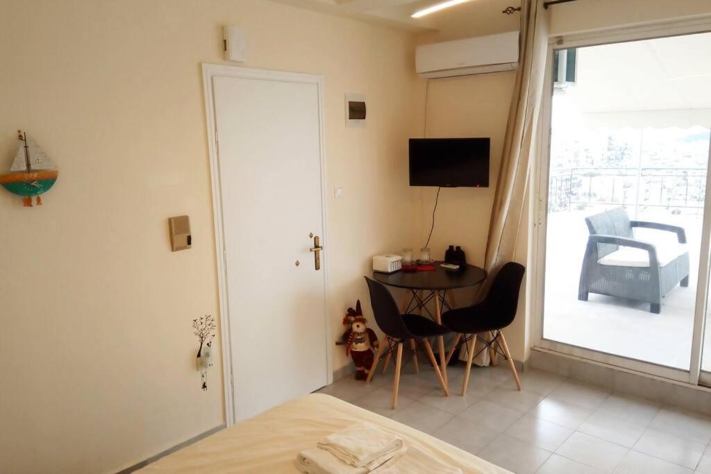 Kép Athens PANORAMIC VIEW..Room apartment.Huge Balcony szállásáról Athénban a galériában