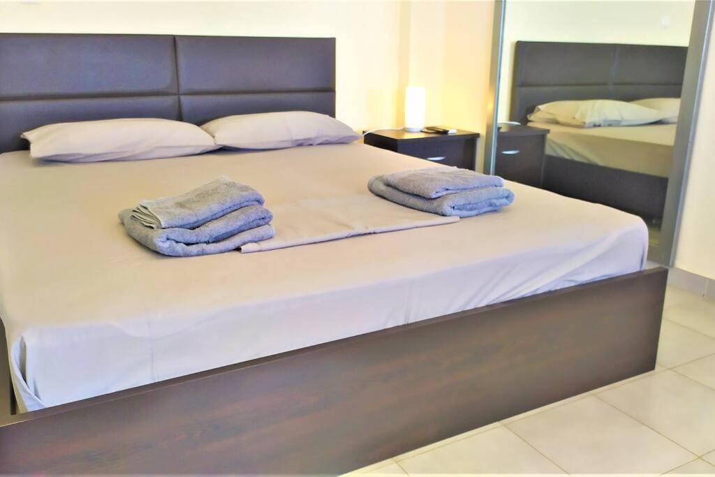 Kép Athens PANORAMIC VIEW..Room apartment.Huge Balcony szállásáról Athénban a galériában