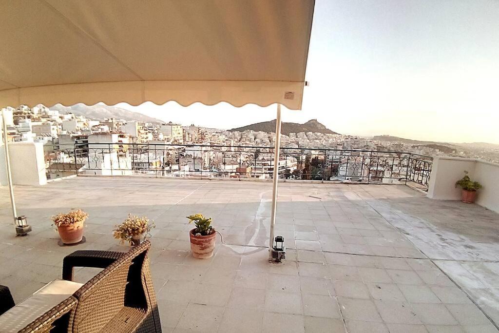 Kép Athens PANORAMIC VIEW..Room apartment.Huge Balcony szállásáról Athénban a galériában