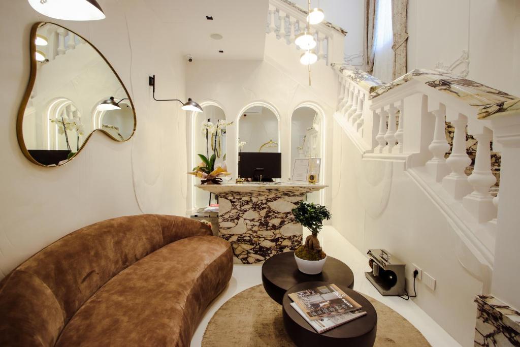 The Crown Boutique Hotel & SPA - Imazhi 3