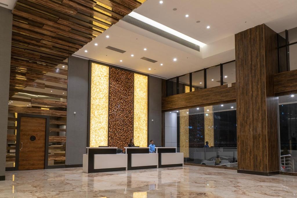 Vstupní hala nebo recepce v ubytování Hotel Tip Top International Pune