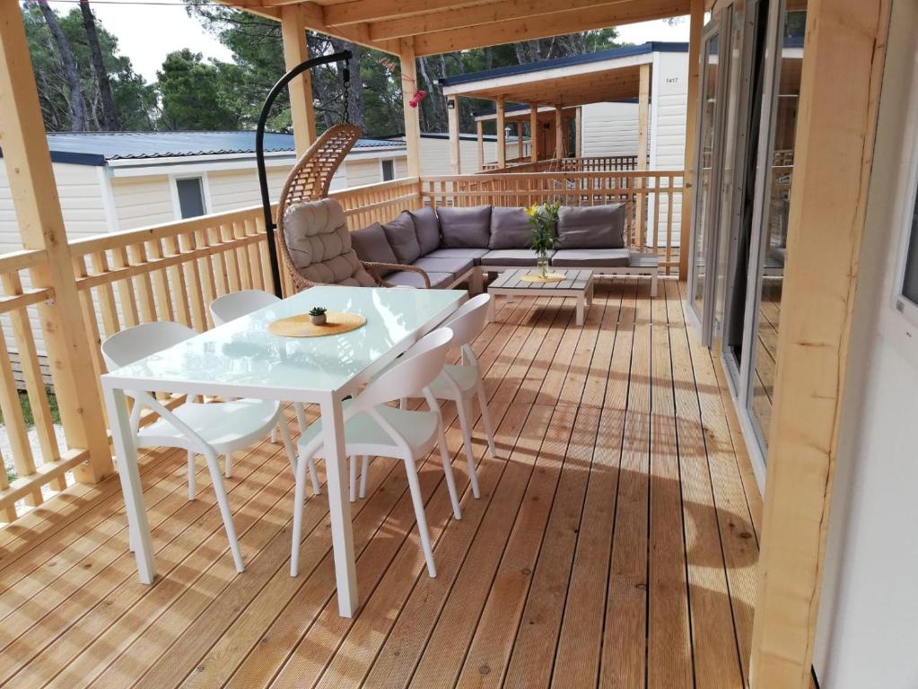 Fotografia z galérie ubytovania RELAX Mobile Home Camp Basko Polje #NEW2022 v destinácii Baška Voda