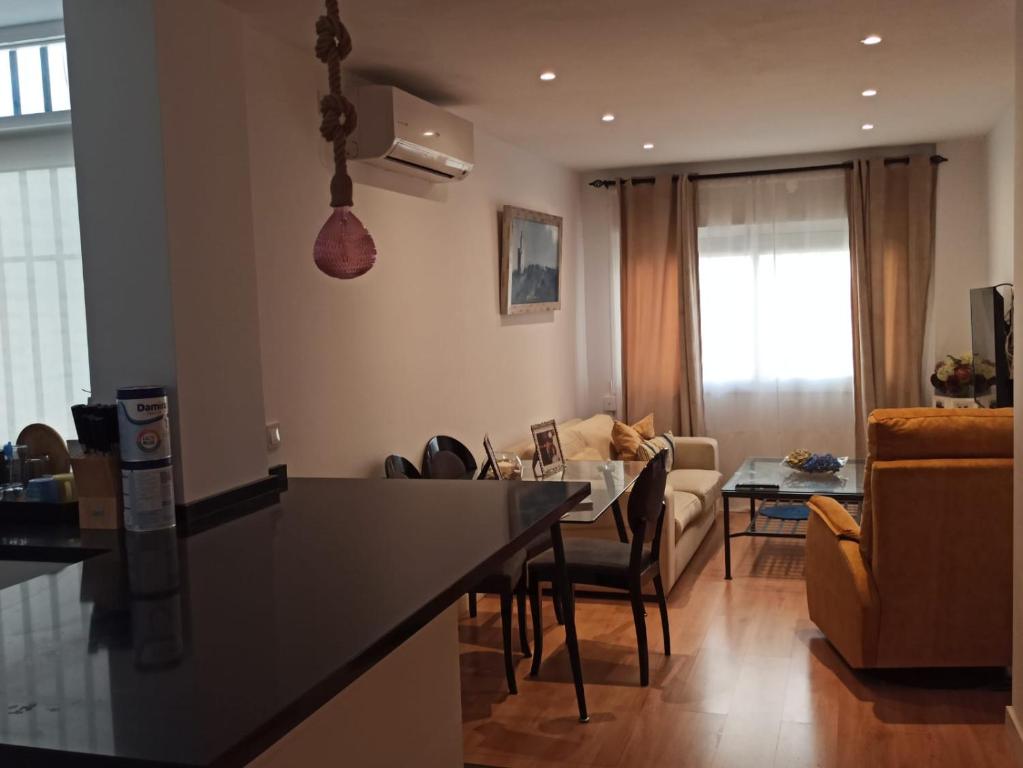 Free parking Suite Triana Two Bedrooms
