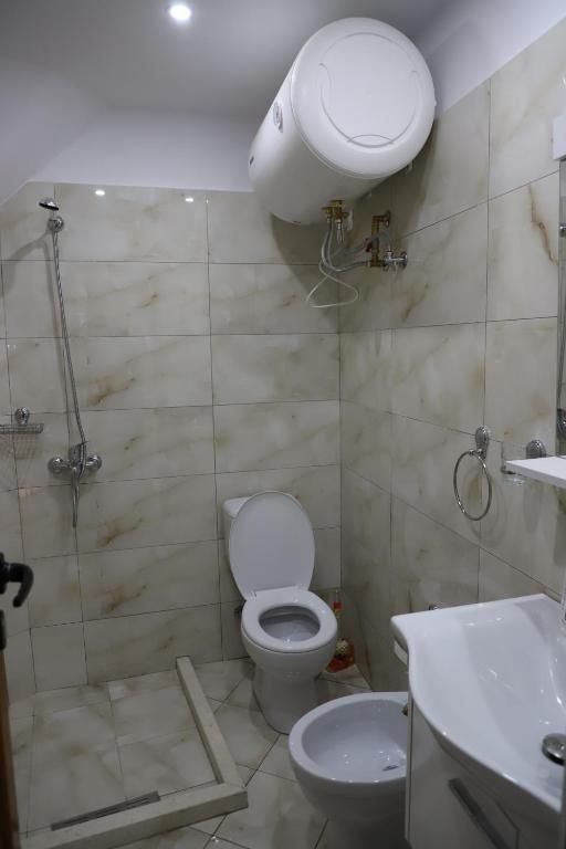 Downtown Apartment 2 - Image 3