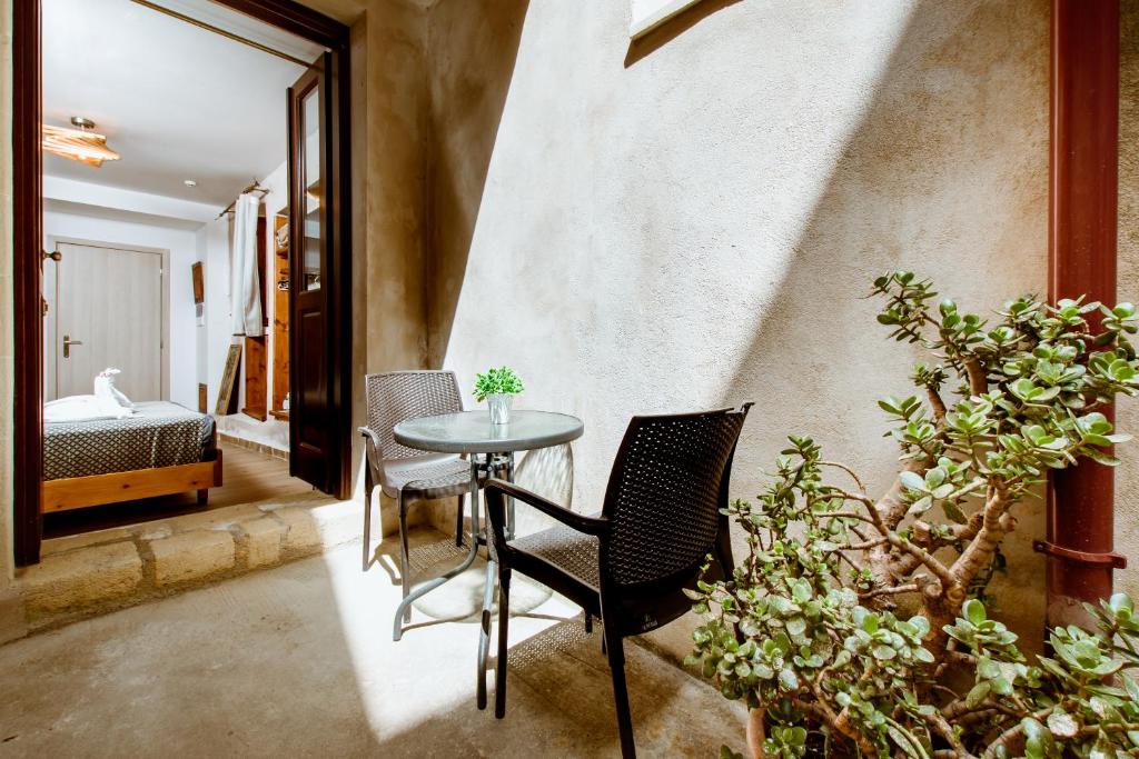 Bozzali Deluxe Hotel - 18