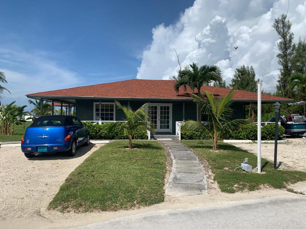Holiday home 100 Tyne Beach Terrace, Freeport, Bahamas