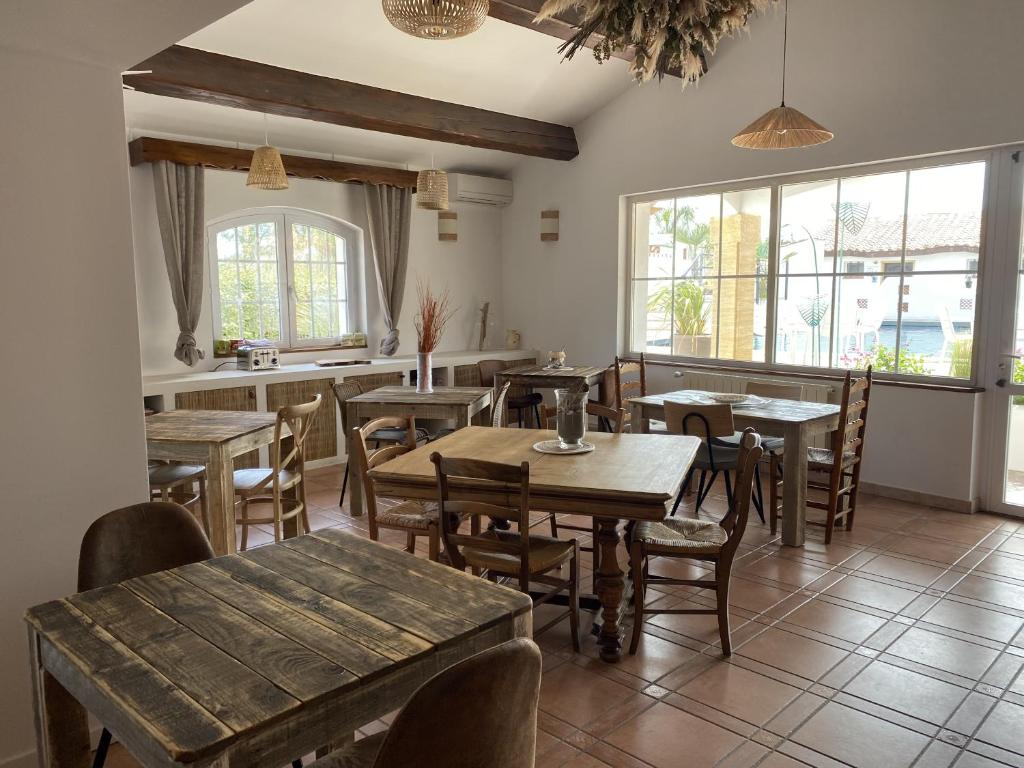 Hôtel du Pont Blanc - 1