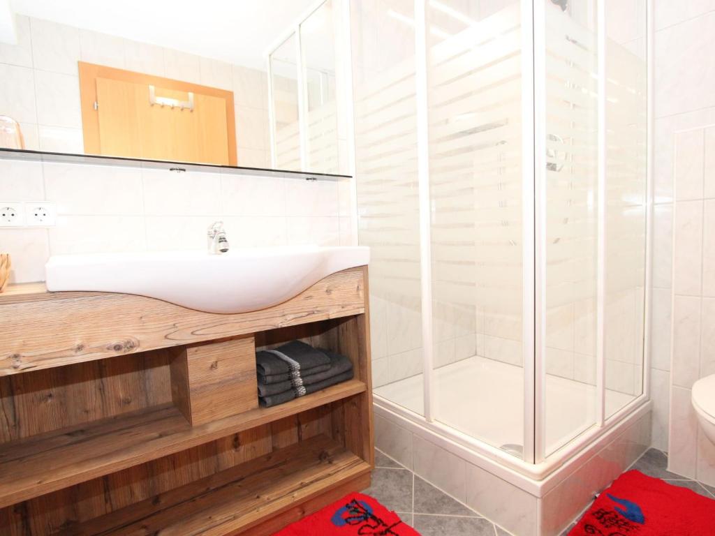 Koupelna v ubytování Apartment Schweiberer-1 by Interhome