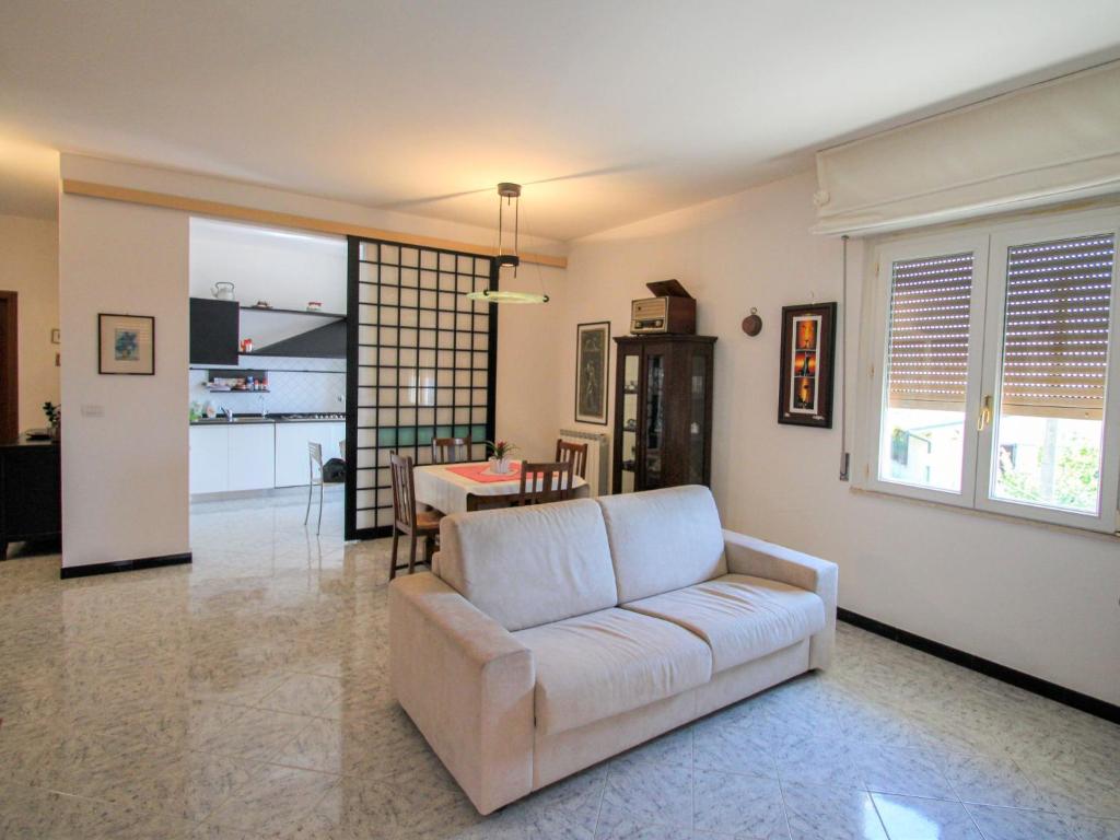 Kuchyňa alebo kuchynka v ubytovaní Apartment Orizzonte by Interhome