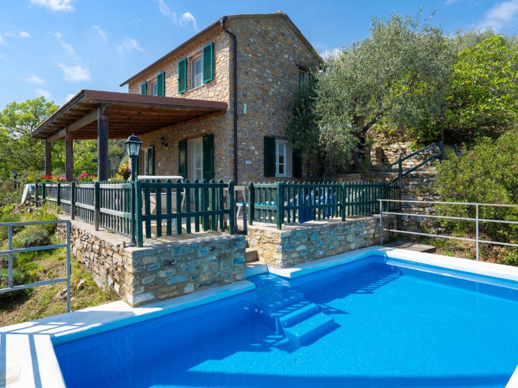Bazén v ubytování Holiday Home Ciappai - PTB140 by Interhome nebo v jeho okolí
