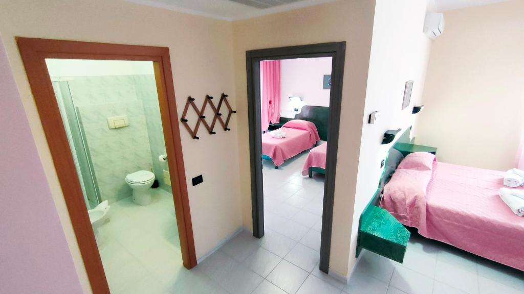 Hotel Mater Mediterranea - Driepersoonskamer Met Eigen Badkamer