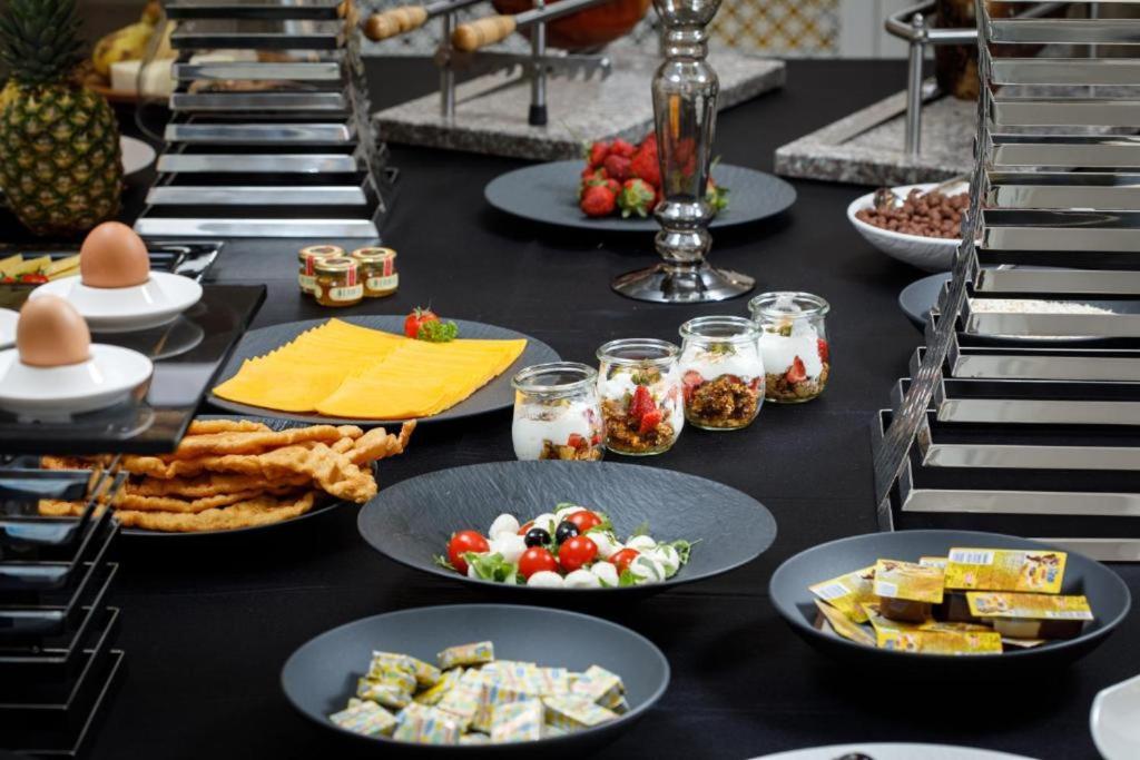 Jedlo v ubytovaní bed & breakfast alebo blízkom okolí