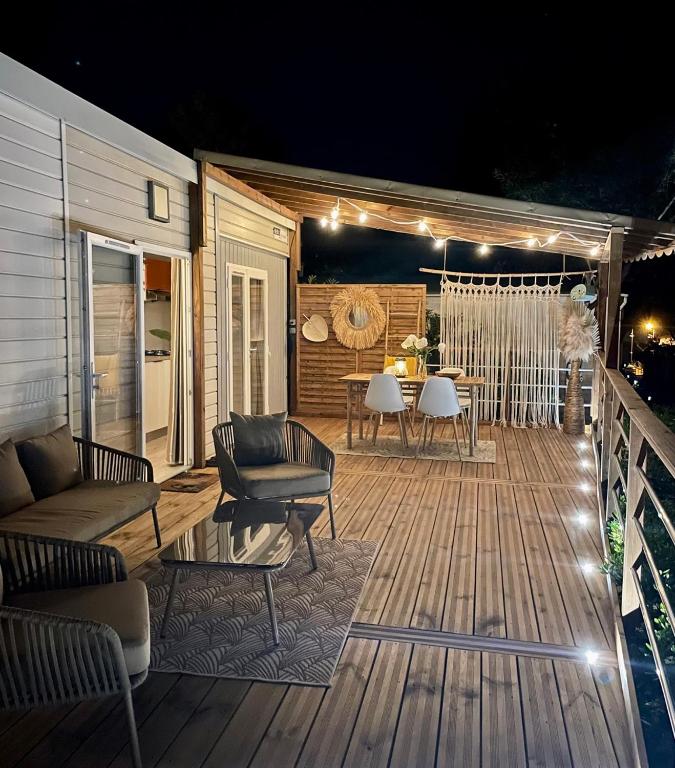 Posezení v ubytování Mobil Home superbe Vue Mer St Raphaël