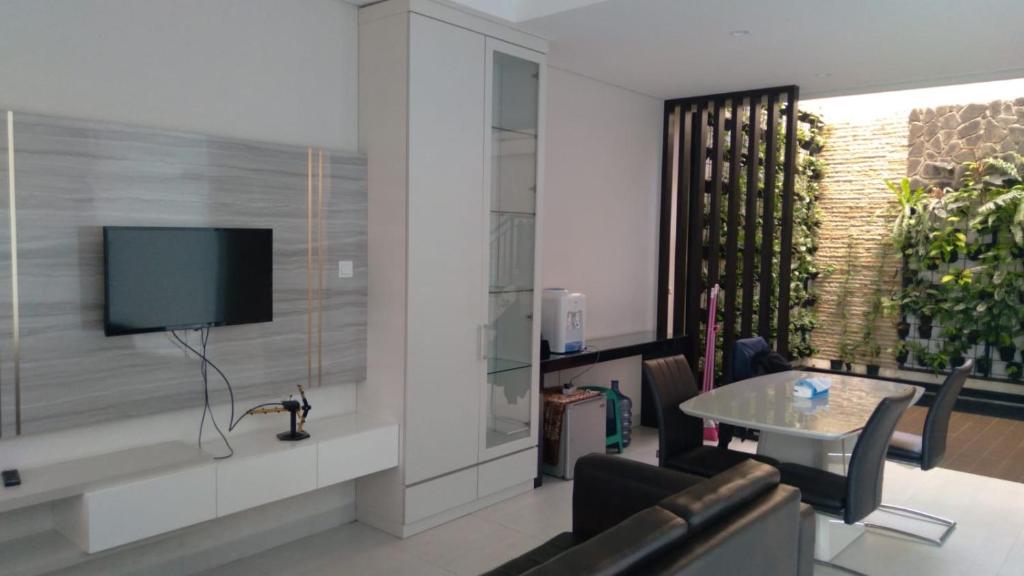 VILLA BHUVANA CIAWI A6 Private Pool