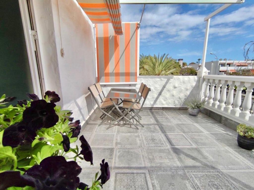A balcony or terrace at Bungaló Santa Ana