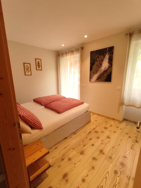 Posteľ alebo postele v izbe v ubytovaní Casa vacanze Heidi e Peter Val di Rabbi