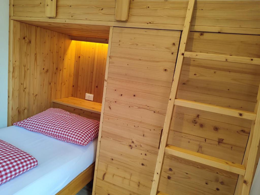 Posteľ alebo postele v izbe v ubytovaní Casa vacanze Heidi e Peter Val di Rabbi