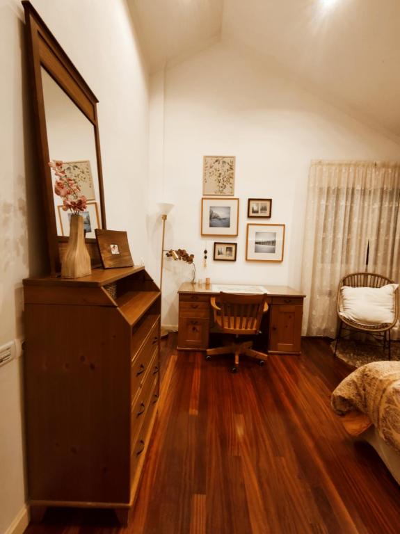 A bed or beds in a room at HHC - Holidays House Compostela