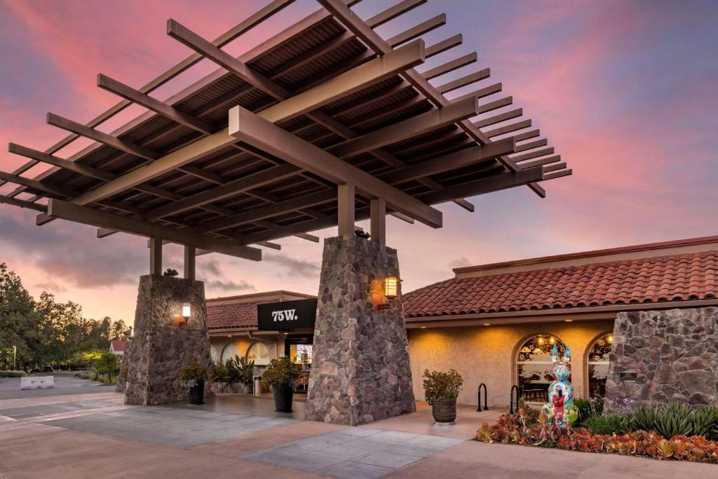 Thousand Oaks – Photos 3