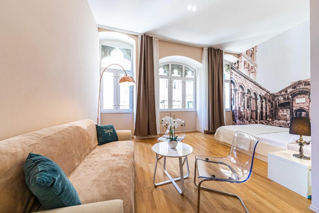 Gallery image of PJACA CITY ROOMS in Split